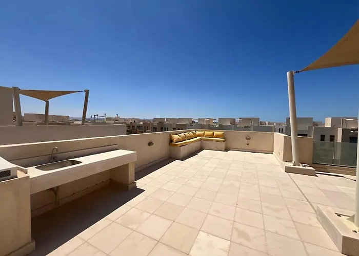 شقة 3 Bdr Sea View With Private Roof Mangrovy El Guna الغردقة